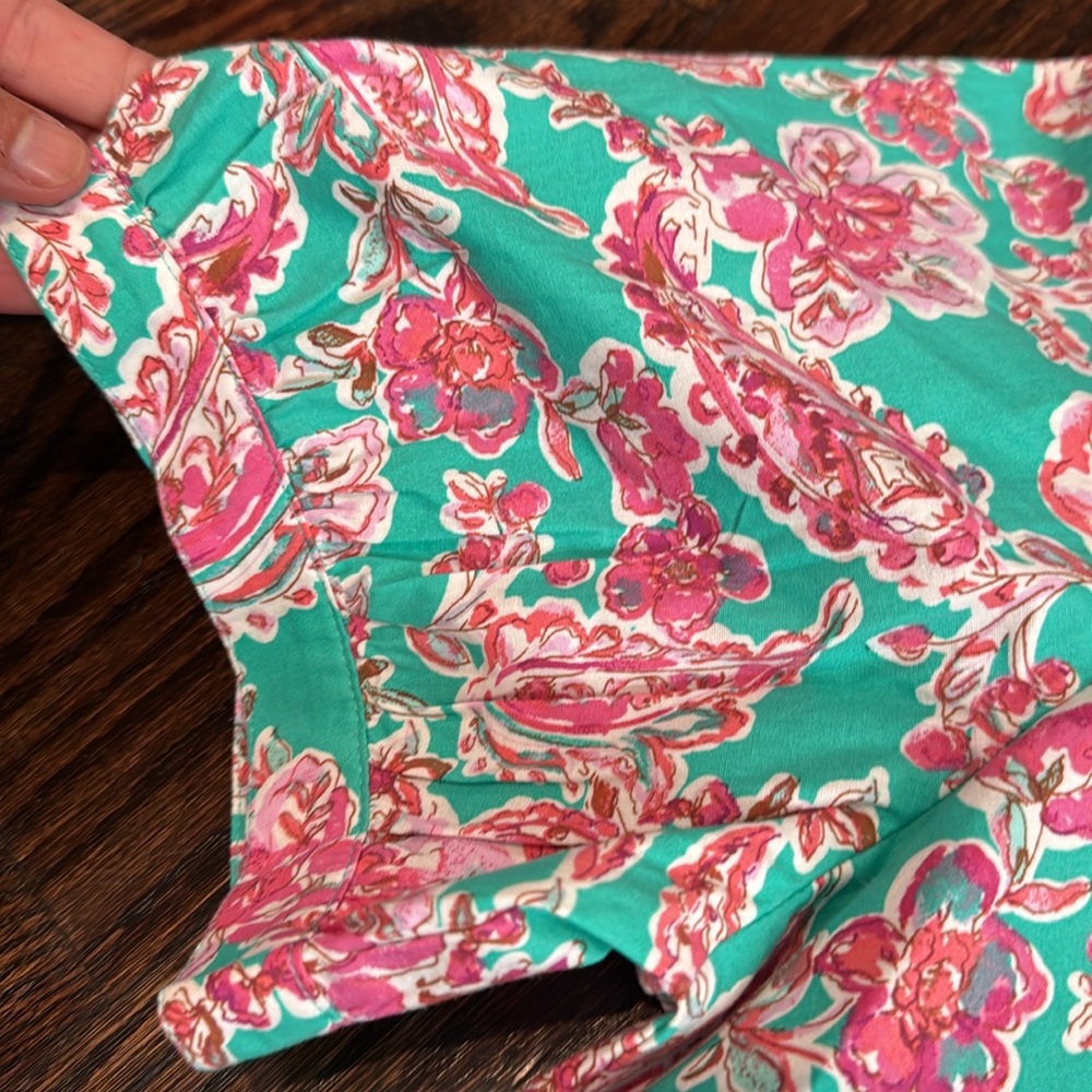 ❌NOT FOR SALE❌Like New J. Crew Top - Picture 3 of 5